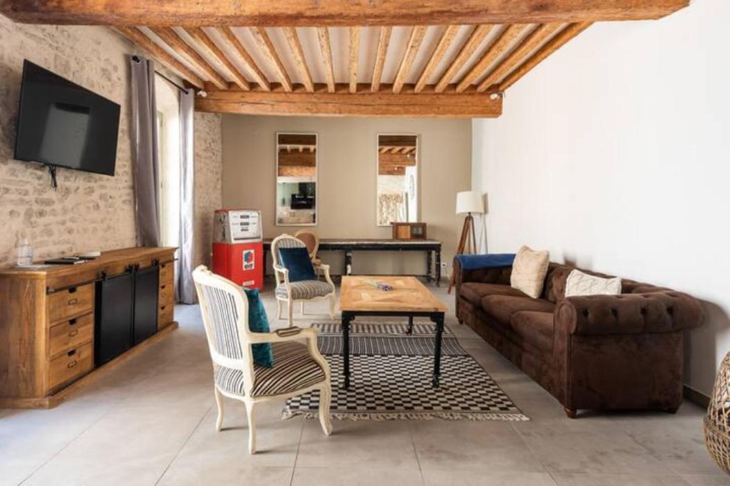 La Tour 1 Appartement Au Coeur Du Centre Ville LʼIsle-sur-la-Sorgue Exteriér fotografie